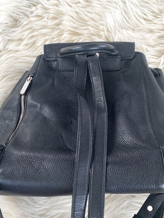 Kate Spade Black Pebbled Leather Backpack M Adjustable Straps  Great Condition main image 10